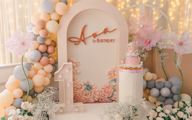Ava’s Floral Chic Party – 1st Birthday