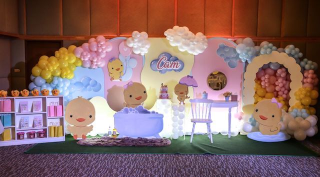 Cam’s Bubbly Ducky Themed Party – 1st Birthday