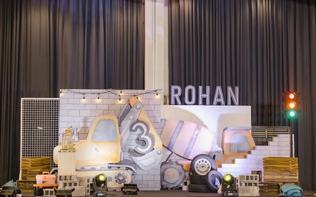 Rohan’s Little Builder-Themed Party